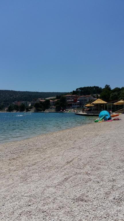 Apartman Relax Lägenhet Marina Exteriör bild