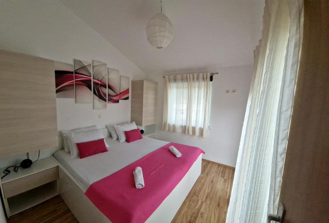 Apartman Relax Lägenhet Marina Exteriör bild