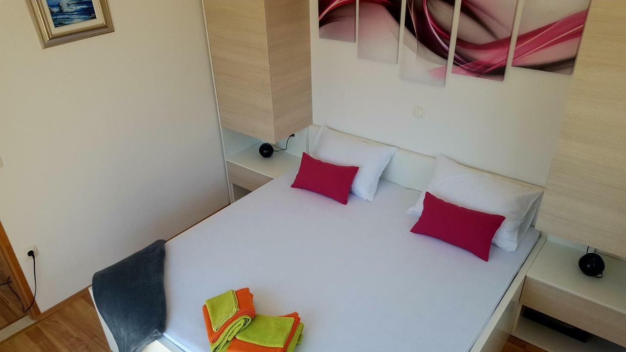Apartman Relax Marina Exteriör bild