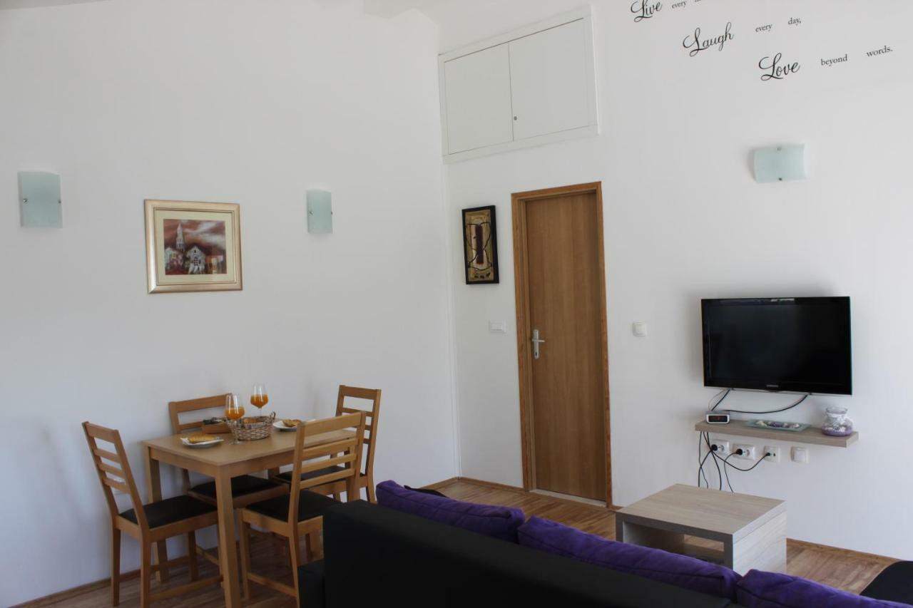 Apartman Relax Lägenhet Marina Exteriör bild